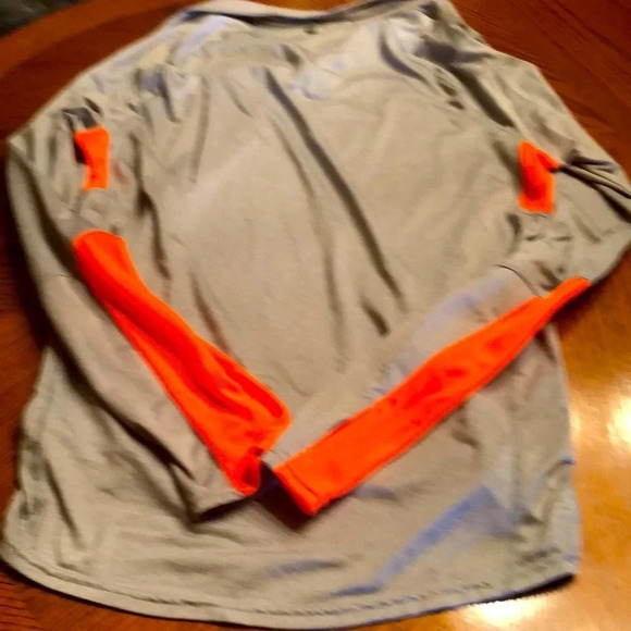 FILA Light Weight Running & Sport Shirt / Jacket - Picture 3 of 4